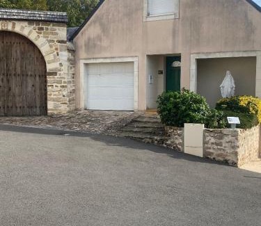 Montfort-le-Gesnois House | maison climatisée 2 chambres garage wifi de 1 a 5 voyageurs