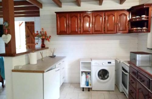 Saint-Claude House | Maison de 3 chambres avec jardin clos et wifi a Saint Claude
