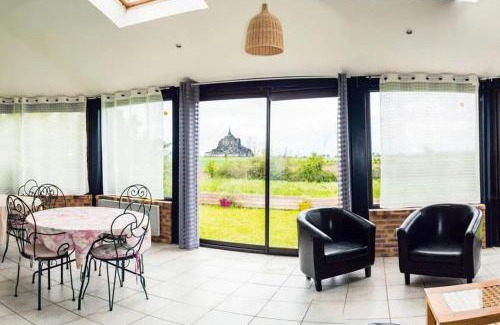 Courtils House | Maison de charme avec jardin à Courtils, proche du Mont Saint-Michel