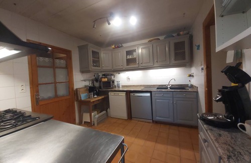 Leotoing House | Maison de Charme de 15 Pers. au Bord de la Rivière, Idéal Familles!