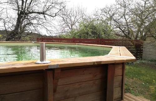 Sougeres-en-Puisaye House | Maison de famille piscine et vue