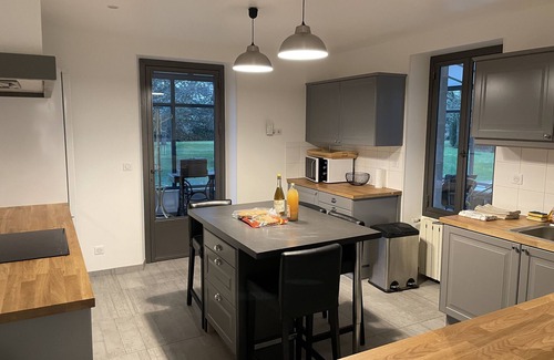 Saint-Georges-du-Bois House | Maison de maître with all comforts - Wooded park with heated swimming pool