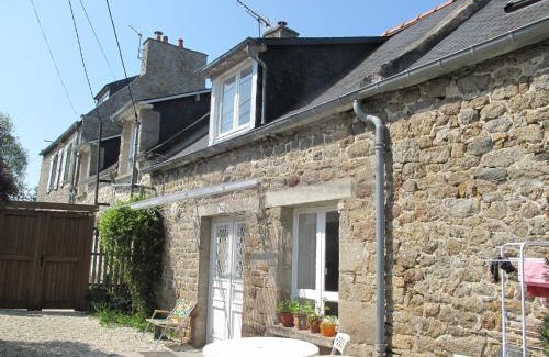 Saint-Jacut-de-la-Mer House | maison de pécheur typique presqu’île Saint Jacut Sur Mer