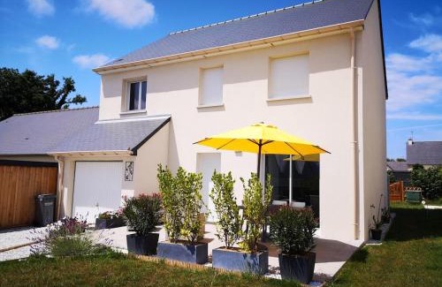 Matignon House | Maison des Rossignols Matignon