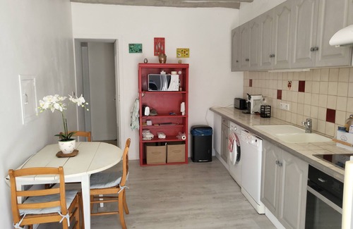 Nalliers House | Maison Familiale à la Campagne. Point de Départ D'escapades Touristiques !