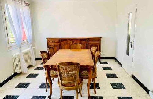 Bonneval House | Maison Familiale