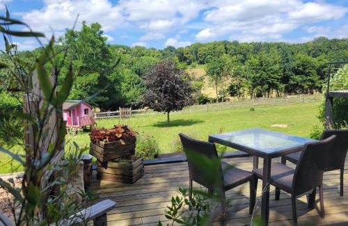 Saint-Pierre-de-Manneville Bed & Breakfast | Maison La folie douce