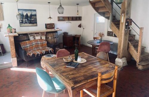 Saint-Pierre-de-Manneville Bed & Breakfast | Maison La folie douce