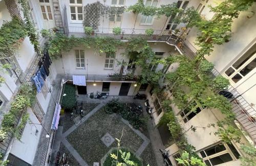 Roman Quarter Apartment | Maison Garibaldi!