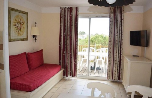 Rouret House | Maison Grospierres, 3 pièces, 6 personnes - FR-1-382-7