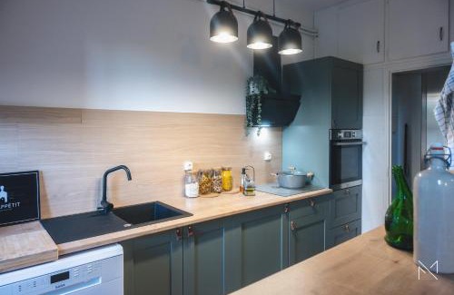 Monein Villa | Maison la forge rénovée 8 pers au centre avec extérieur