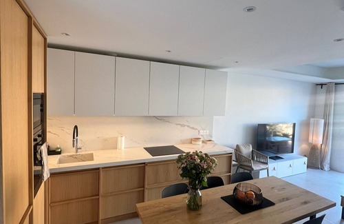 Port Grimaud House | Maison les Pieds Dans Leau, Baie de ST Tropez