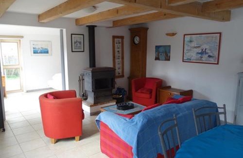 Le Palais House | Maison lumineuse à 700m de la plage avec jardin clos, 4 chambres, 2 salles de bain, terrasse et WIFI - FR-1-418-206