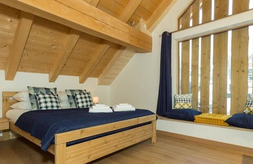 Les Bossons Ski Chalet | Maison Pierre Belle Farmhouse