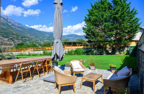 Pleod Apartment | MAISON PLEOD - Vista Castello e Giardino Privato