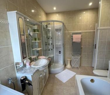 Saint-Etienne-au-Mont House | Maison près de la ville