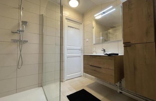 Rongeres House | Maison rénovée à la campagne près de Vichy - FR-1-489-381