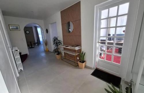 Montebourg House | Maison spacieuse à Montebourg avec jardin