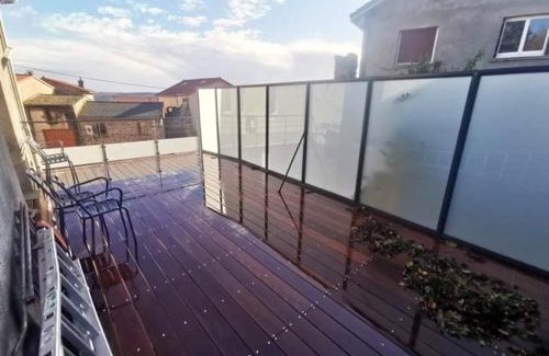 Volvic House | Maison spacieuse à Volvic avec vue sur la montagne