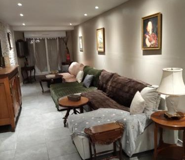 Bayonville Villa | Maison spacieuse et calme