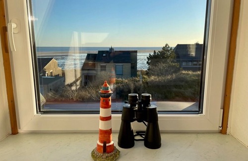Wittduen Apartment | Maisonettewohnung mit Einem Gigantischen Blick Auf's Meer und den Amrumer Leuchtturm, das Erwartet Sie in der Ferienwohnung "brandung" in Wittdün auf Amrum!