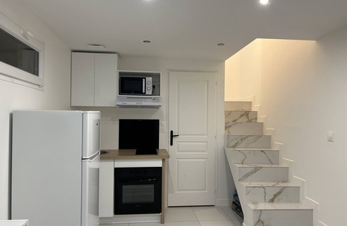 Puiseux-en-France House | Maisonnette Idéalement Située Proche Commerces, Aéroport, Paris, Parc Asterix