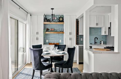 Mission Hills Apartment | Majestic Mermaid Retreat