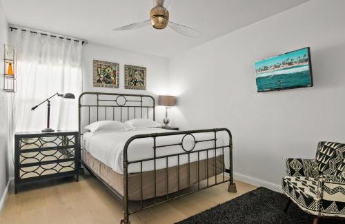 Mission Hills Apartment | Majestic Mermaid Retreat