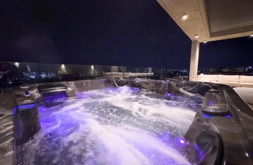 Paphos Apartment | Malberry Park 304 - Modern 2 Bedroom Apartment with Pool, Gym, Jaccuzi