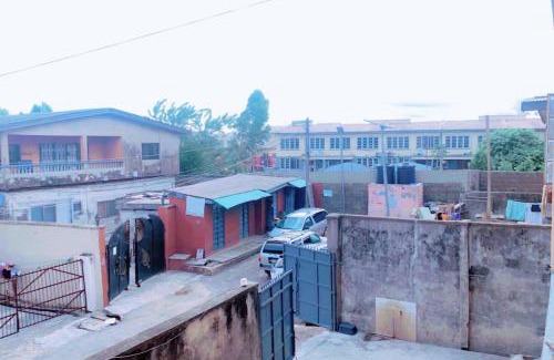 Ikeja Apartment | Maleek's Apartment, Ikeja "Cozy & Affordable Shared 2-Bedroom Shortlet in a Quiet Lagos Neighborhood