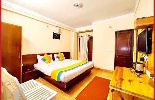 Nainital Hotel | Mall Road Hotel Orchid Nainital Near Naini lake - A Luxury Family Cottage with Wifi - Restaurant - Parking Available - Top Rated Hotel In Nainital - Book Now