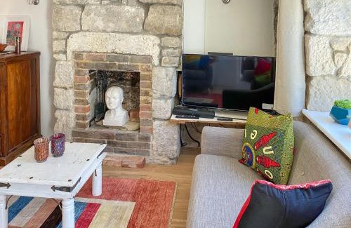 Portland House | Mallams Art House