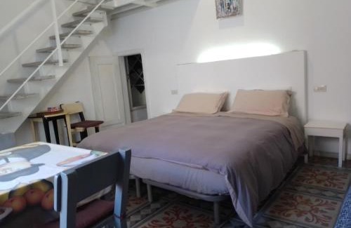 Brindisi Histotic Center Apartment | Malvasia room