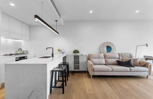 Chadstone Apartment | Malvern East Elegant Cosy Nest