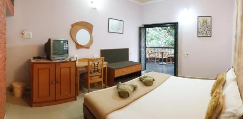 Morjim Bed & Breakfast | Mama Mids Home