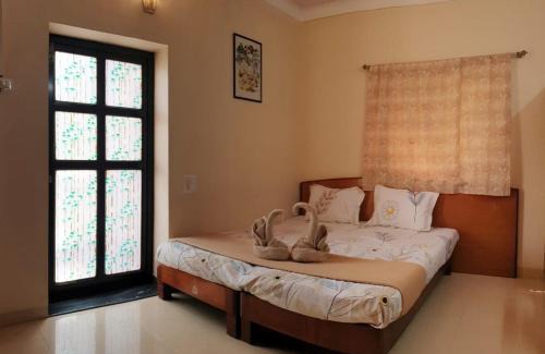 Morjim Bed & Breakfast | Mama Mids Home