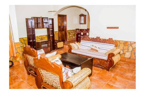 Jinja Apartment | Mamdoh's Lake View Apartments