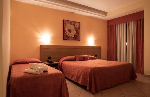 Sulmona Hotel | Manhattan Village Hotel