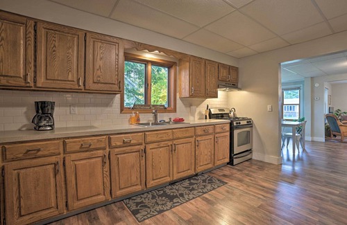 Manistee House | Manistee House < 1 Mile from Lake Michigan!