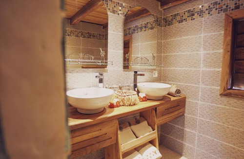 Nosy Komba Hotel | Manja Kely Lodge