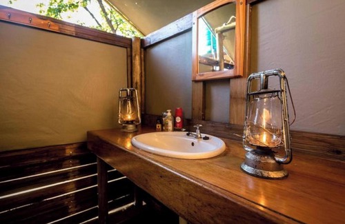 Maun Cabin | Mankwe Camping