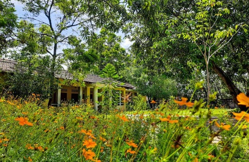 Akkaraipattu House | Mannankulam Villa