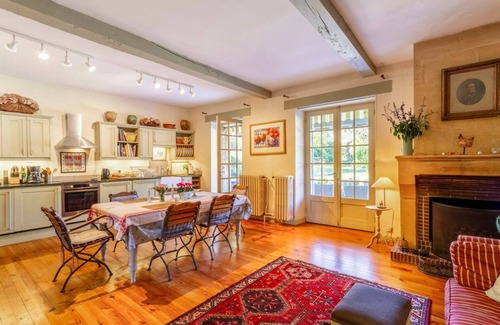 Lanquais Villa | Manoir Altheas - Five Bedroom Villa, Sleeps 10