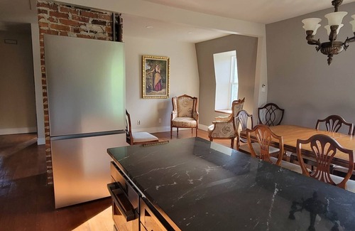 Waterville Apartment | Manoir Hunting 1869