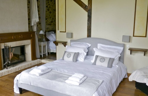 Landehen Cottage | Manoir LE BREUIL - 3-star gite 3,500 m2 park - Côtes de d'Armor BRITTANY