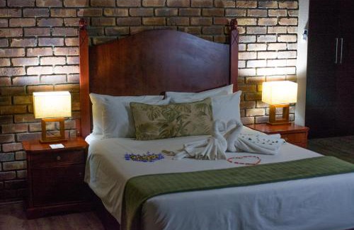 Gaborone Hotel | Manong Game Lodge
