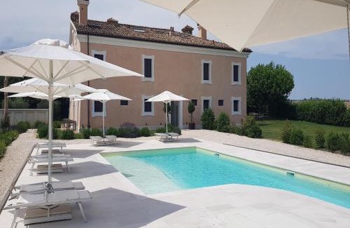 Monsano Villa | Manor in Marche near Adriatic Beaches