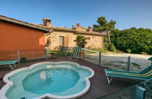 SantʼAngelo in Vado House | Mansion in Sant'Angelo with Valley Views