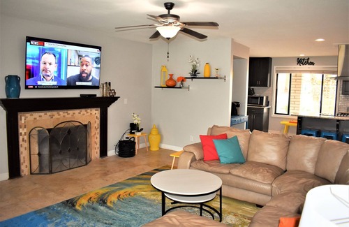 Bouvet Island House | Mansion- Pool, Spa, Game Room, Casita, Fire Table, Lake View