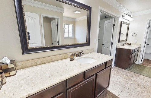 Midland House | Mantle Plaza